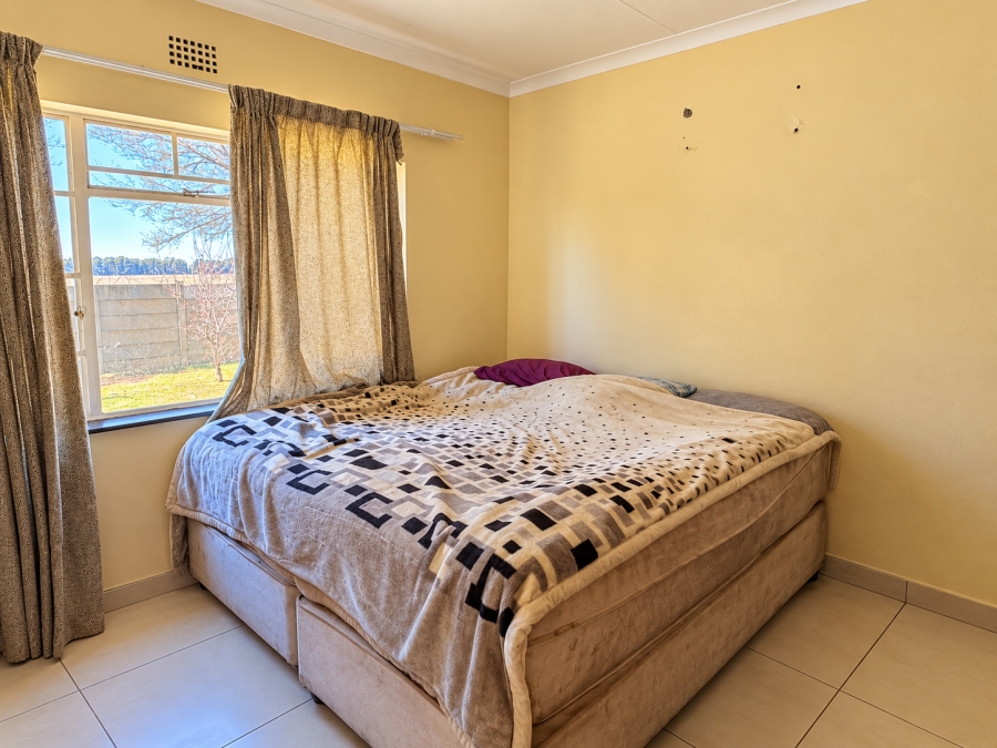 5 Bedroom Property for Sale in Vaalpark Free State